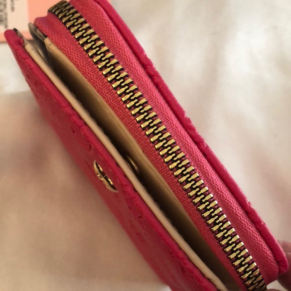 Juicy Couture Pink Flash Not Your Babe Small Zip Around Bifold Wallet NWT - Picture 14 of 16